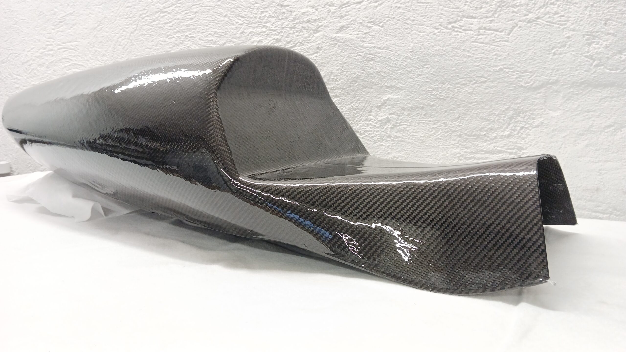 CustomCarbon-Dragbike-cover-20260419_063402